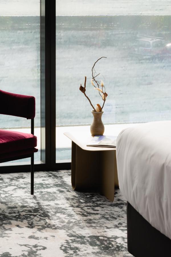 Ebb-Dunedin Exteriér fotografie A bedroom at the hotel